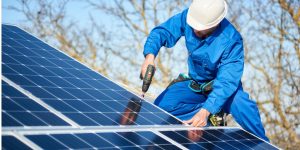 Installation Maintenance Panneaux Solaires Photovoltaïques à La Bastide-des-Jourdans